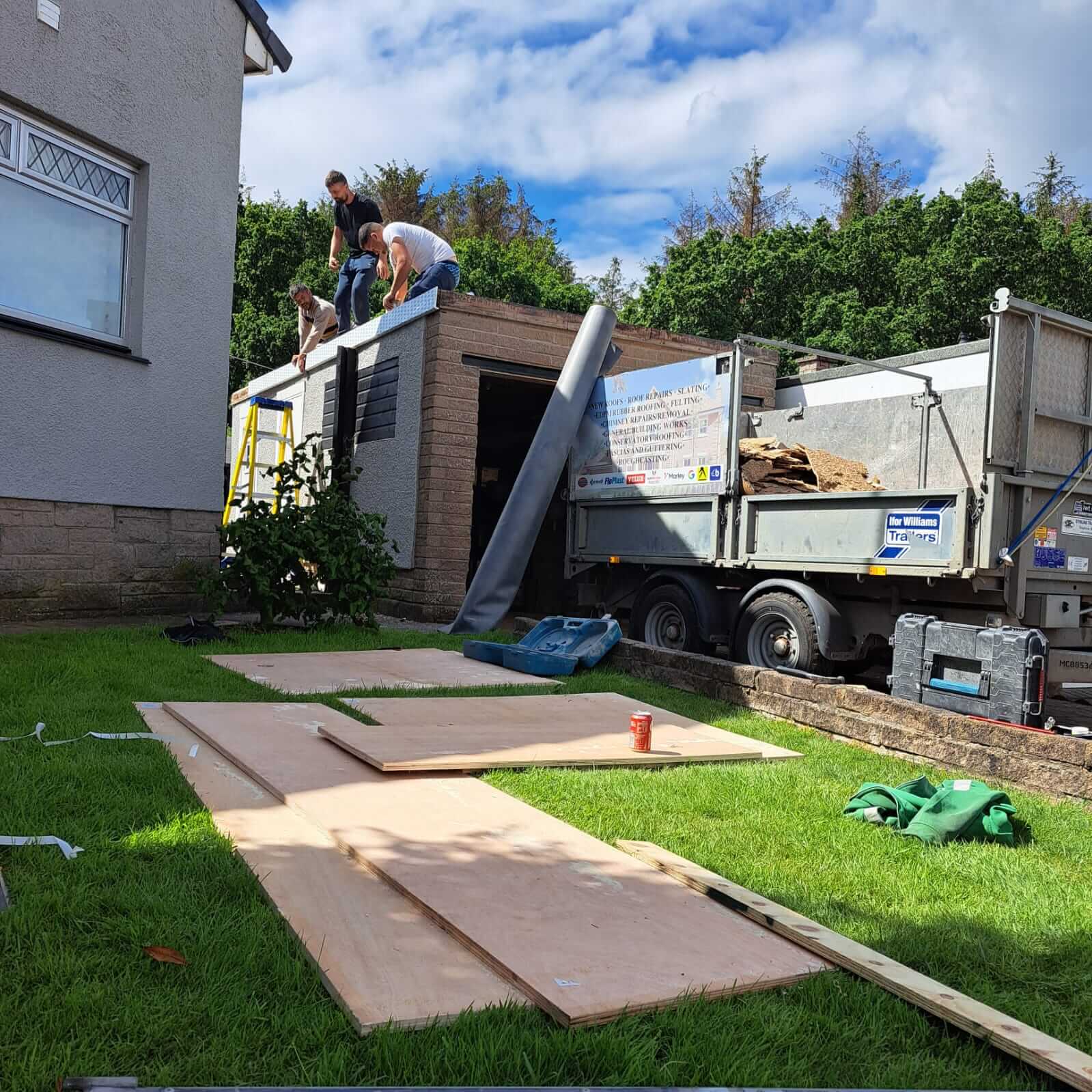 flat roofing specialists falkirk